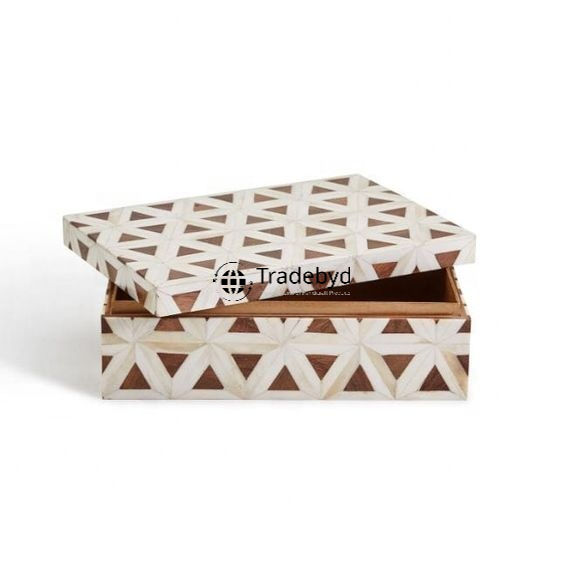 Available in different Colors