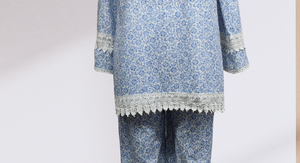 Conjunto de Kurta y Pantalón Azul de Lujo con Estampado y Detalles de Encaje, Ropa Étnica de Diseño Elegante para Mujer, Nueva Tendencia en Venta - Product Image 4