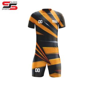 Ensembles d'uniformes de football sublimés personnalisés Matériau en polyester Uniforme d'usure en gros de prix et de quantité - Product Image 3