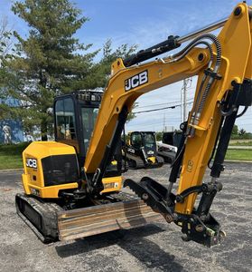 Mini excavatrice JCB Utilisation Machine Profondeurs de creusement puissantes Contrôles lisses Composants de base Pompe à moteur - Product Image 3