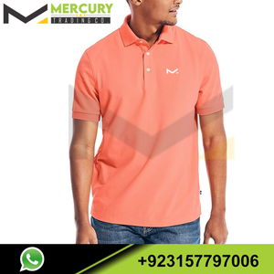 เสื้อโปโลผู้ชายแขนสั้นสีคอรัล ผ้าปิเก้ สีพื้น ระบายอากาศได้ดี ปักโลโก้ด้านหน้า - Product Image 2