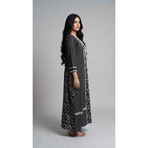 Evolove X Farasha Robe de nuit longue évasée en coton à col rond pour femme, manches 3/4, séchage rapide, douce et confortable - Product Image 5