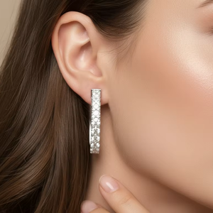 ต่างหูแบบห่วงสำหรับผู้หญิง ทอง 14K ประดับเพชรธรรมชาติ - Product Image 4