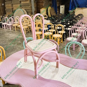 Adorable Silla Infantil de Mimbre Rosa con Orejas de Conejo, Asiento Moderno y Cómodo, Gran Venta - Product Image 1