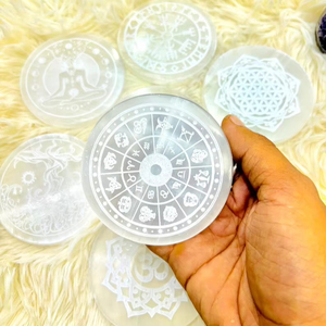 Placa de carga de selenita natural a granel, disco de limpieza de energía de cristal Feng Shui tallado, amor pulido para el equilibrio de Chakra curativo - Product Image 6