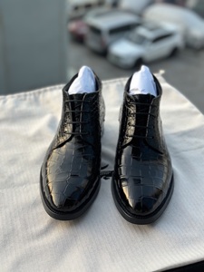 Stivali alla Caviglia in Pelle di Coccodrillo di Lusso: <span class=keywords><strong>Calzature</strong></span> Formali <span class=keywords><strong>da</strong></span> <span class=keywords><strong>Uomo</strong></span> in Vera Pelle Fatte a Mano e su Misura - Product Image 2