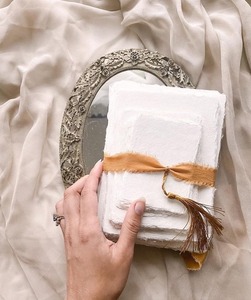 A5 White Deckle Edge Trapo de algodón Papel hecho a mano 300gsm - Product Image 4