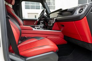 Mercedes-AMG G63 2019 USADO con Volante a la Izquierda/Derecha - Product Image 2