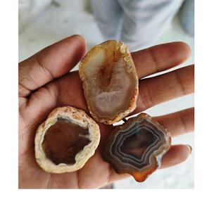 Juego de posavasos de MATERIAL PERSONALIZADO Almohadillas de piedra redondas de estilo clásico para cocina Hecho en India - Product Image 1