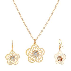 Conjunto de joyería fina Kriaa, colgante chapado en oro con piedra austriaca blanca 1203903A - Product Image 1