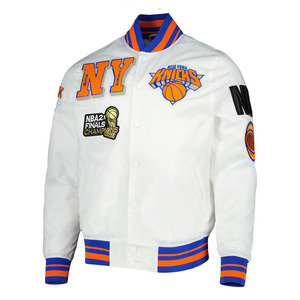 Chaqueta Universitaria Unisex Blanca con Mangas de Cuero, Chaqueta de Béisbol con Logotipo Personalizado de Chenilla para Hombre - Product Image 3