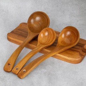 Cuchara de Madera Natural Hecha a Mano, Desechable, con Mango Largo, Superficie Pulida, Agarre Cómodo, Utensilio de Cocina para Servir y Mezclar - Product Image 5