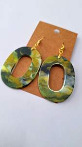 Pendientes de Resina HEMA Únicos, Hechos a Mano, Personalizados, Estilo Hada, Acabado Brillante Moderno, Estudio Artizon - Product Image 3