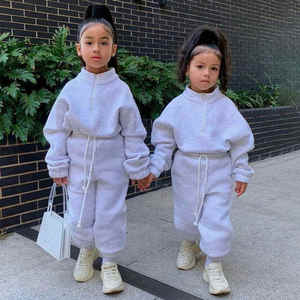 ชุดวอร์มผ้าฝ้ายโพลีเอสเตอร์มีซิปสำหรับเด็กผู้หญิงชุดวอร์มลำลองสีพื้นแบบทันสมัย - Product Image 4