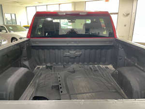 Usado 2021 Ch-evr-olet Silv-era-do 15-00 Cus-tom - Product Image 5