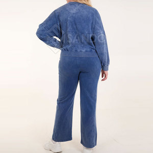 Chándal de lavado ácido para mujer, diseño personalizado con patrón sólido, cuello con capucha de alta calidad para uso informal, temporada de invierno - Product Image 2