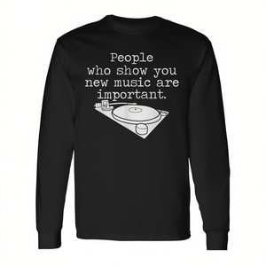 Les personnes qui vous font découvrir de la musique nouvelle sont importantes, T-shirt à manches longues avec design de disques vinyles - Product Image 2