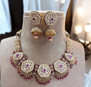 Conjunto de collar Rajwadi tradicional de calidad superior con pendientes Conjunto de collar chapado en oro con pendientes para ropa de boda para mujer - Product Image 2