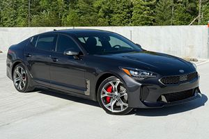 Kia Stinger GT2 AWD 2020 Usado, 11000 Millas, 365 HP, Motor V6 Twin-Turbo, Tracción en las Cuatro Ruedas, Sin Modificar - Product Image 2