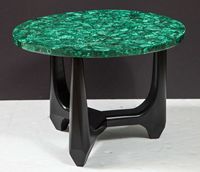 Table basse en malachite, artisanale, en malachite et laiton, objet de décoration intérieure, style traditionnel, décoration intérieure