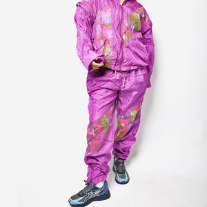 2025 Veste coupe-vent personnalisée à la mode pour les femmes | Vêtements de sport de plein air légers et imperméables parfaits pour les marques et les détaillants - Product Image 2