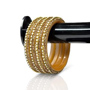 ชุดกำไลอะคริลิคประดับมุกและคริสตัลชุบทองคำแท้ งานแฮนด์เมด คุณภาพพรีเมียม สำหรับงานแต่งงาน ทันสมัย ขายส่งจำนวนมาก ส่งออกทั่วโลก - Product Image 1