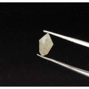 Diamante Natural Facetado Gris Kite de 5.4-8.6 mm, Corte Excelente/Good, para Joyería, Certificado IGI, Cristal Suelto Tipo Sal y Pimienta - Product Image 3
