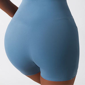 Shorts de compression pour femmes entièrement respirants, séchage rapide, 100% matériau de haute qualité, taille haute, disponibles dans toutes les tailles et couleurs - Product Image 6