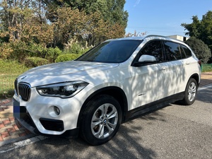 BMW X1 Essence 2.0T SUV Luxe 5 places Boîte de vitesses à double embrayage 7 rapports Essence 2 roues motrices Voiture d'occasion - Product Image 2