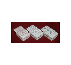Quantité en vrac dans de nouvelles boîtes à bijoux en marbre blanc incrustation de nacre multicolore Design floral du prix de gros - Product Image 1