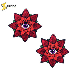 TEPRA SPORTS Meilleur Fournisseur Nouvelle Arrivée Patchs Personnalisés Rouges Brodés Thermocollants en Feutre PVC pour Chapeaux Décorations Uniques Logo Fleur - Product Image 2