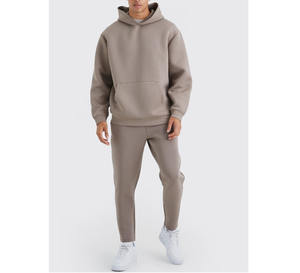 Nueva ropa de calle personalizada, chándales de verano para hombre, chándal personalizado de 2 piezas, conjunto de ropa deportiva y deportiva para hombre a bajo precio - Product Image 1