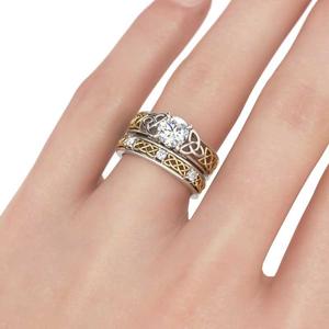 แหวนเพชรลายเซลติกน็อต จีลูเลีย ทำจากเงินสเตอร์ลิง - Product Image 4