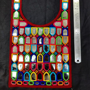 Piezas de cuello bordadas hechas a medida, ideales para diseñadores de ropa y disfraces hechos a mano y fabricación de prendas DIY, diseñadores de moda - Product Image 1