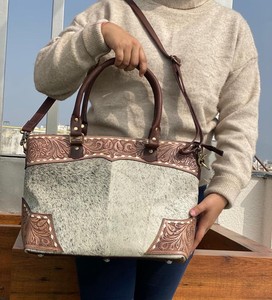 ODM OEM High Quality Hand Tooled Leather Women's Conceal Carry <b>Tote</b> <b>Bag</b> Manufacturer 2024 Genuine Cow Leather Crossbody Handbags - Product Image 2