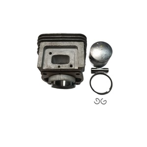 Kit Cilindri e Pistoni KM8001 Completamente Compatibile Rif. 919711 - Product Image 1
