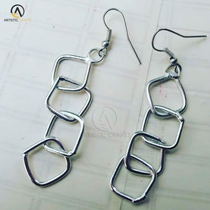 Pendientes de Metal a la moda para mujer, tamaño personalizado, joyería de diseñador Irregular, cajas de madera elegantes, modelo de artesanía artística - Product Image 1