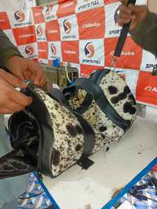 Bolsa de Viaje de Piel de Vaca Auténtica Estilo Occidental, Multiusos, Hecha a Mano, Unisex, Color y Tamaño Personalizables - Product Image 5