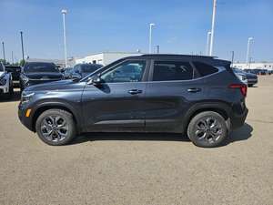 Kia Seltos EX 2025, transmission CVT à transmission intégrale, moteur I-4 2.0 /122 L à essence régulière - Product Image 3