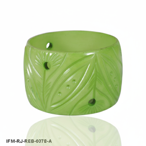 Brazalete de Resina Verde Tallada de Estilo Vintage Hecho a Mano de Moda para Mujer - Product Image 2