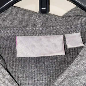 Sweats à capuche avec strass pour hommes Vente en gros Couleur personnalisée Sweat à capuche à fermeture éclair confortable et respirant pour la mode urbaine - Product Image 5