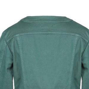 Veste en jean avec logo personnalisé pour femmes avec bordure en fourrure et détails dégradés pour la mode hivernale - Product Image 4