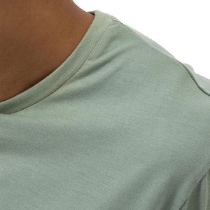 Top Trending Camiseta de hombre más vendida Secado rápido Fácil de usar 100% Algodón de punto Transpirable Antiarrugas Ropa clásica personalizada - Product Image 4