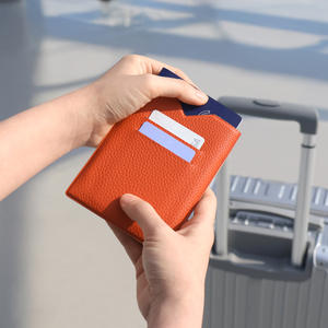 [FENICE] MANCHON DE PASSEPORT (103*133mm) Étui pour passeport étanche Housse à texture douce Portable et léger - Product Image 1