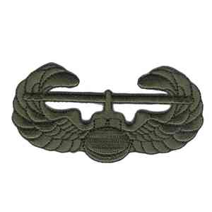 Conjunto de pantalones cortos informales de verano para hombre, camiseta de manga corta a la moda y pantalones cortos, ropa deportiva transpirable de secado rápido - Product Image 4