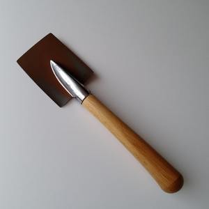 Arrosoir en métal de qualité supérieure avec surface patinée galvanisée Artisan conçu à la main pour les espaces extérieurs décoratifs - Product Image 2