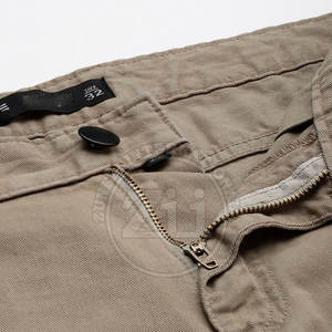 Pantalon cargo décontracté léger pour homme avec design personnalisable, service OEM, lavage foncé - Product Image 5