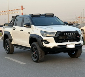 (W&T) PROMOCIÓN Ventas 2024 Toyota Hilux GR SPORTS KIT DOBLE CABINA (RHD) CAMIONETA DIÉSEL AUTOMÁTICA 2.8L COCHE USADO - Product Image 4