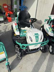 Tondeuse autoportée électrique OREC RM982F Rabbit 4x4 avec siège et volant, débroussailleuse, tracteur pour ferme et verger, coupe-herbe à vendre - Product Image 4