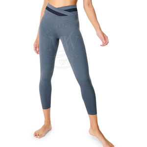 Legging de gimnasio transpirable de cintura media para mujer OEM, ropa de gimnasio de punto superventas, venta en línea - Product Image 1